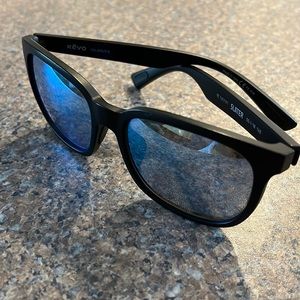 Rēvo Polarized Unisex Sunglasses